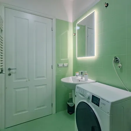 Rivierarent 84 House フィナーレ・リーグレ